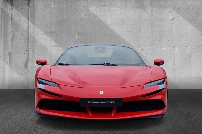 Ferrari SF 90 Stradale, снимка 4 - Автомобили и джипове - 46081911