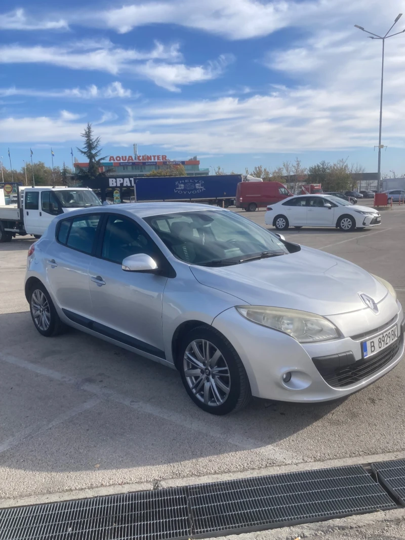 Renault Megane, снимка 2 - Автомобили и джипове - 48637471