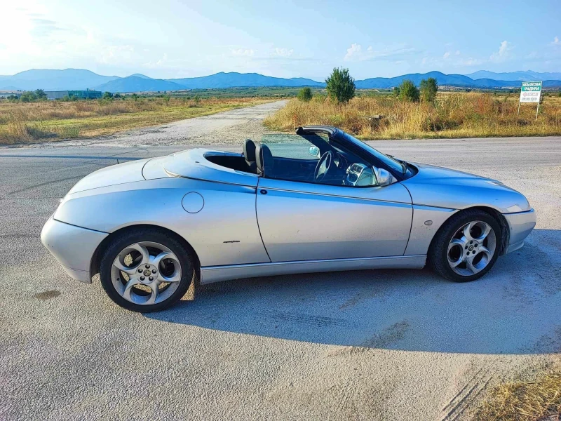 Alfa Romeo Spider, снимка 1 - Автомобили и джипове - 49433639