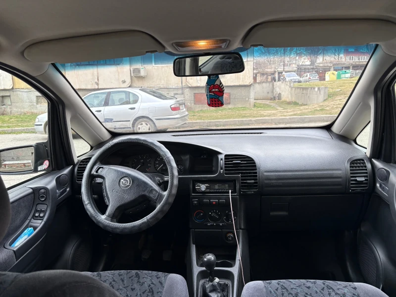 Opel Zafira, снимка 7 - Автомобили и джипове - 49335671