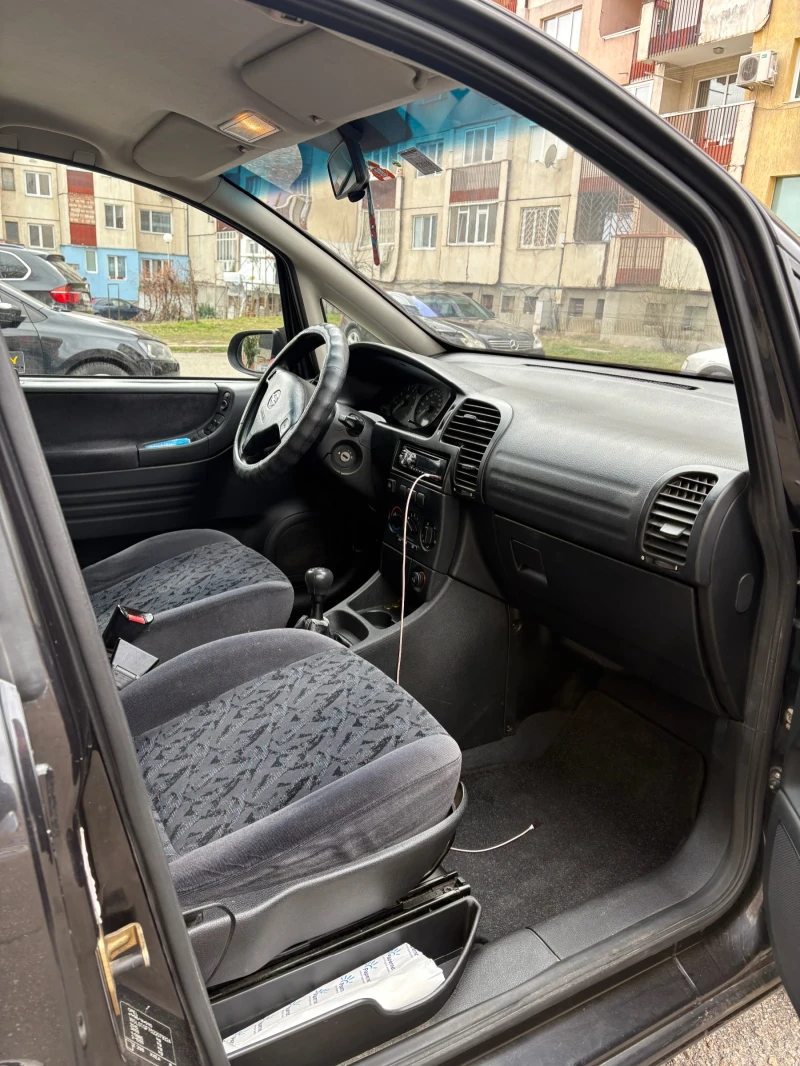 Opel Zafira, снимка 5 - Автомобили и джипове - 49335671