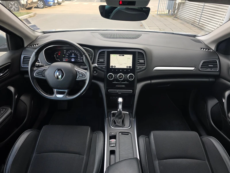 Renault Megane 1.3 Tce Techno, снимка 8 - Автомобили и джипове - 51924076