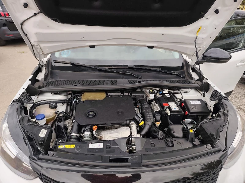 Peugeot 2008 1.5 HDI 130 * NAVI * ACC * EURO 6 * , снимка 17 - Автомобили и джипове - 52070375