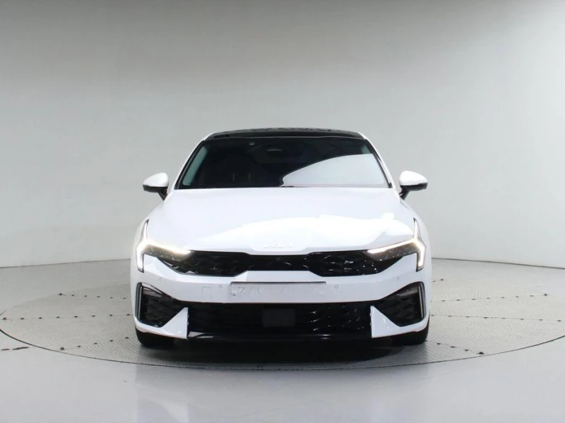 Kia K5 2.0 Noblesse * НАЙ-ДОБРА ЦЕНА В БЪЛГАРИЯ* , снимка 3 - Автомобили и джипове - 52357546