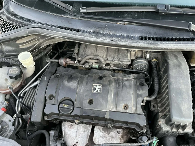Peugeot 207 1.6/109к.с/СТАРИЯТ-МОТОР , снимка 10 - Автомобили и джипове - 52804851