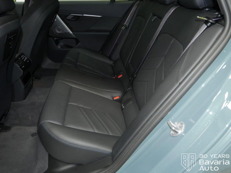 BMW i5 40 eDrive Touring M Sport Paket, снимка 8 - Автомобили и джипове - 52834316