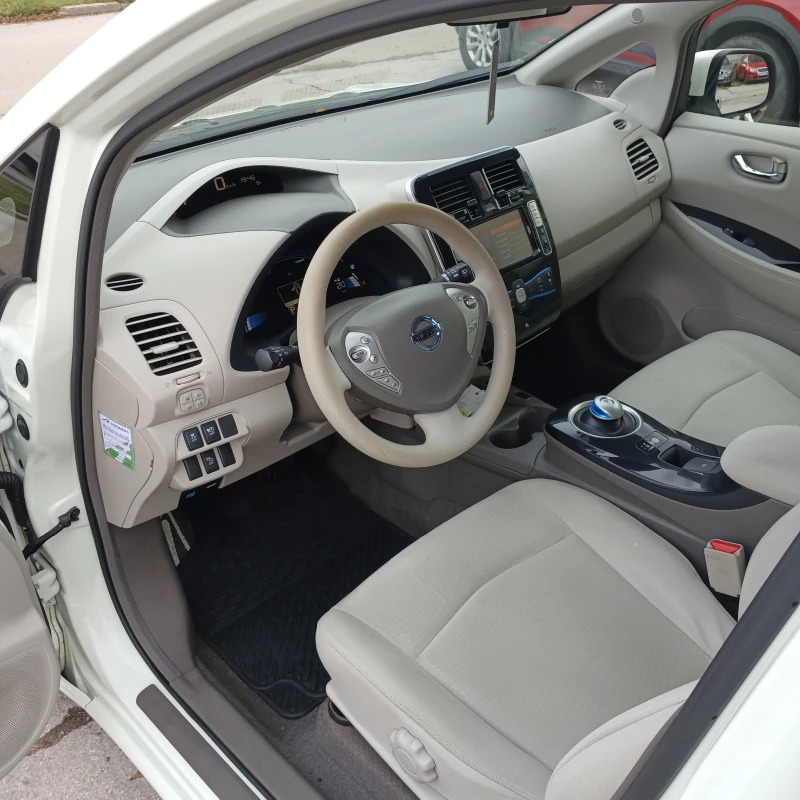 Nissan Leaf , снимка 10 - Автомобили и джипове - 53060585