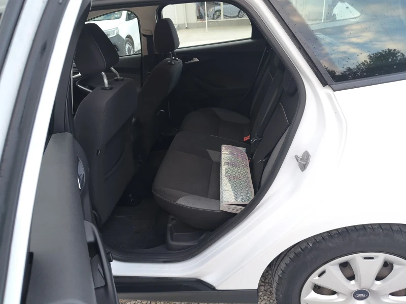 Ford Focus 1.6 hdi 95, снимка 11 - Автомобили и джипове - 53125547