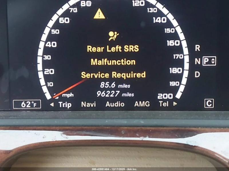 Mercedes-Benz S 63 AMG 6.3L V-8 DOHC, VVT, 518HP Rear Wheel Drive, снимка 8 - Автомобили и джипове - 53572691