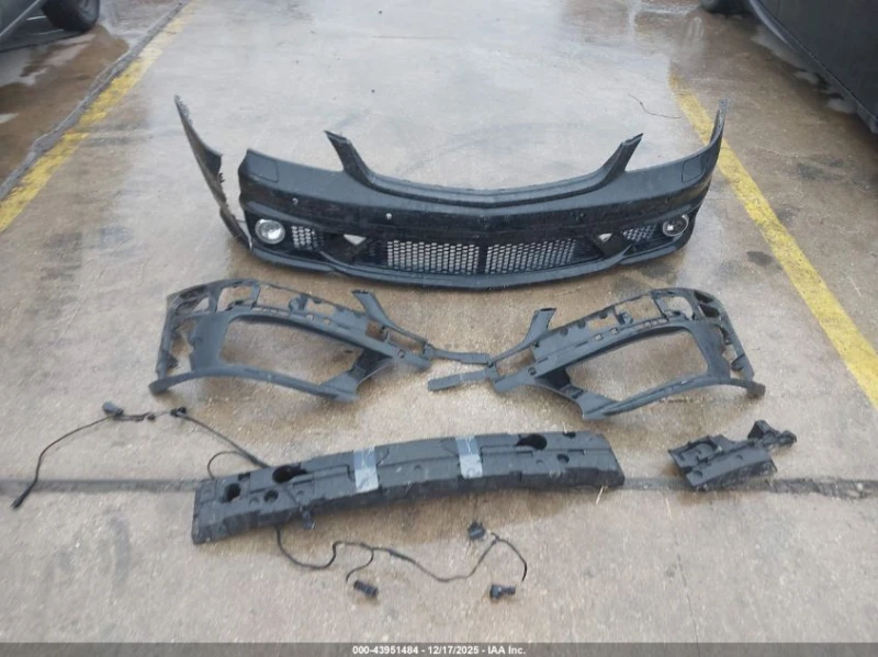 Mercedes-Benz S 63 AMG 6.3L V-8 DOHC, VVT, 518HP Rear Wheel Drive, снимка 4 - Автомобили и джипове - 53572691