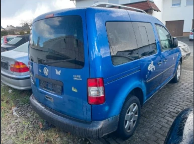 VW Caddy 2.0 EcoFuel НА ЧАСТИ, снимка 2 - Автомобили и джипове - 54146482