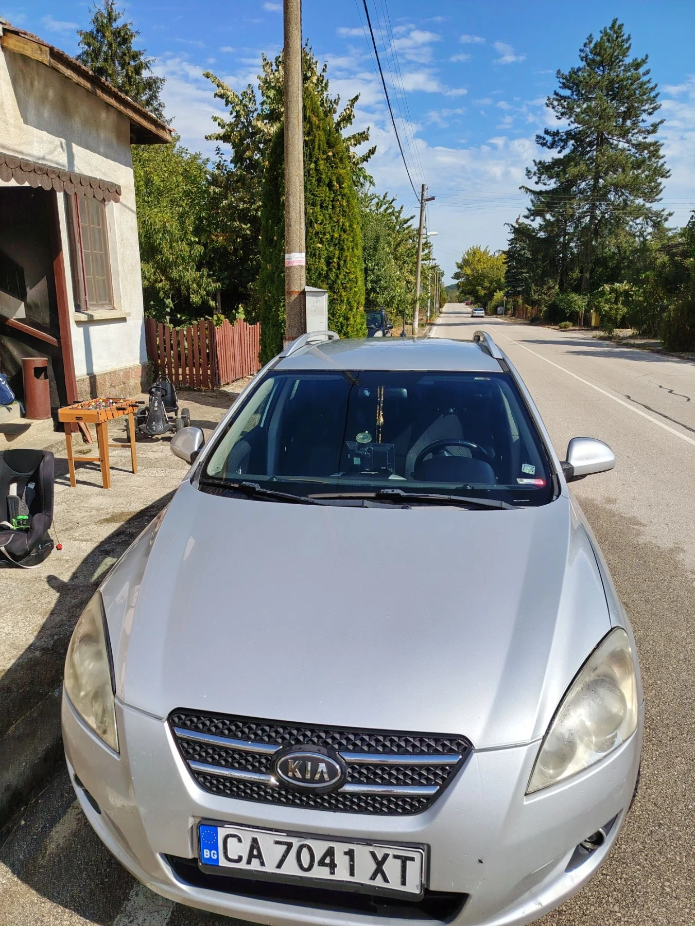 Kia Ceed 1.6, снимка 2 - Автомобили и джипове - 55788654