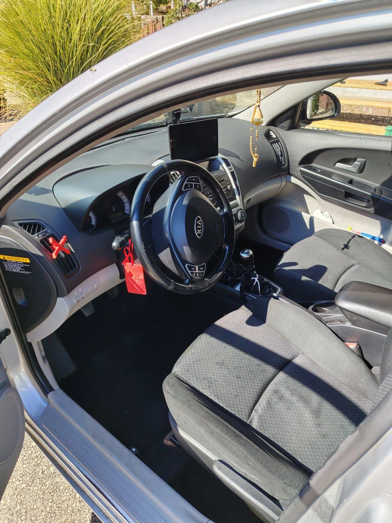 Kia Ceed 1.6, снимка 9 - Автомобили и джипове - 55788654
