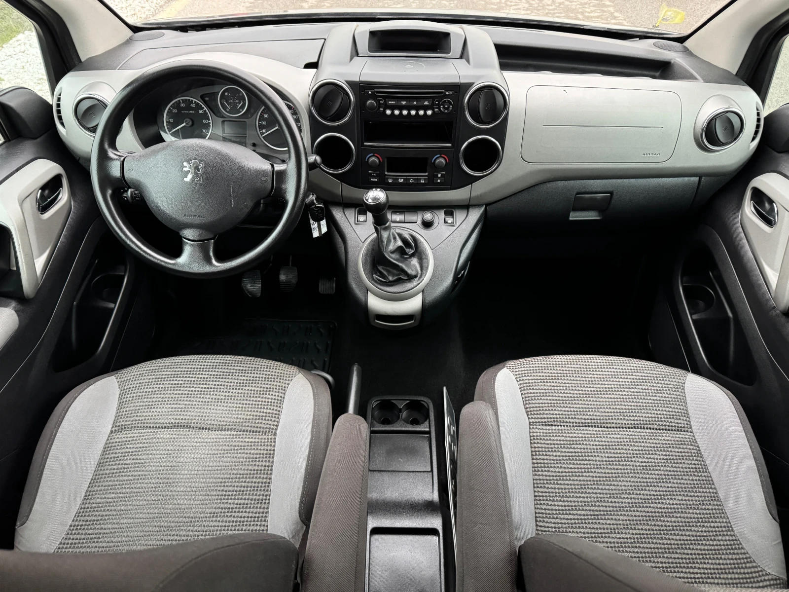 Peugeot Partner 1.6 HDi 90к.с OUTDOOR / TEPEE / AVTOPILOT - изображение 10