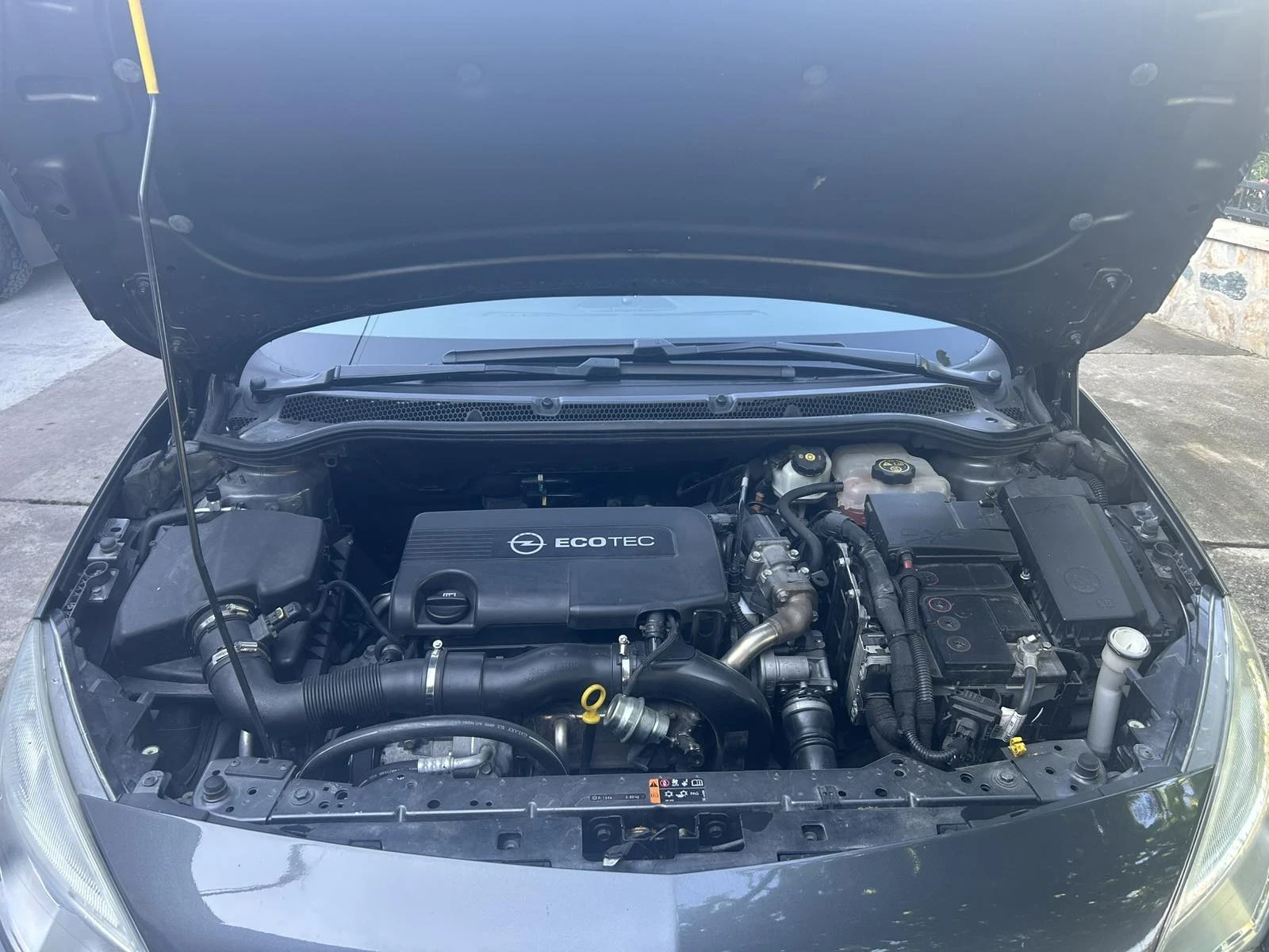 Opel Astra SPORT TOURER - изображение 6