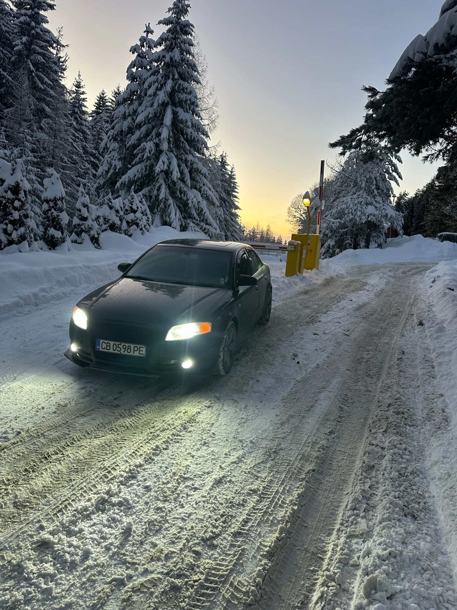 Audi A4 2.0TDI S-line - изображение 5