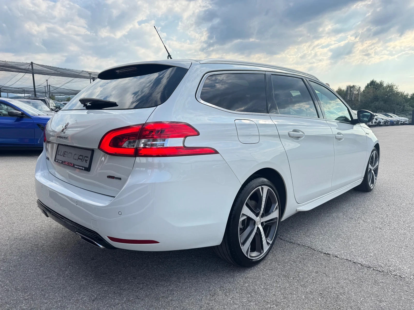 Peugeot 308 1.6D-GT LINE-FACE-LED-KEYLESS-ПАНОРАМА-112хил.км. - изображение 4