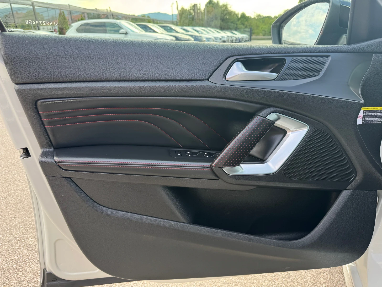 Peugeot 308 1.6D-GT LINE-FACE-LED-KEYLESS-ПАНОРАМА-112хил.км. - изображение 8
