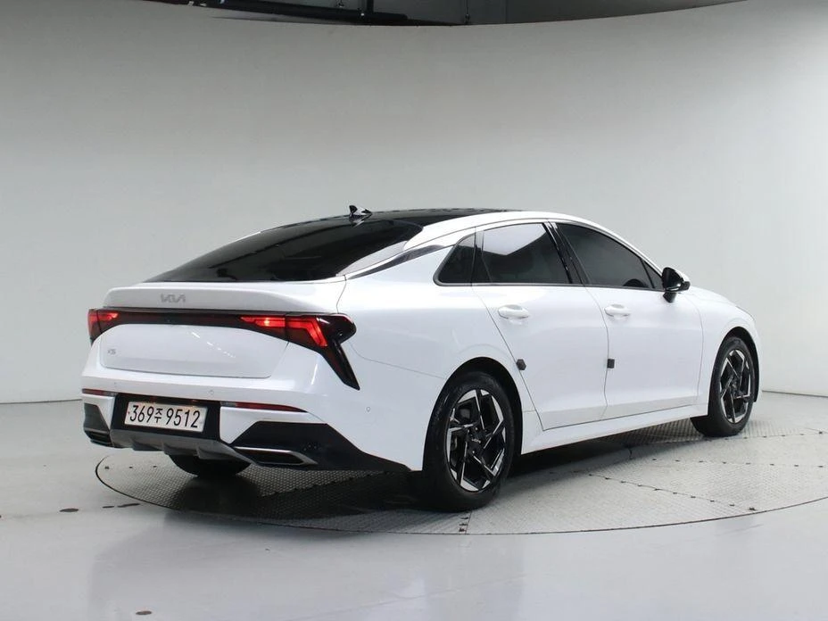 Kia K5 2.0 Noblesse * НАЙ-ДОБРА ЦЕНА В БЪЛГАРИЯ*  - изображение 4