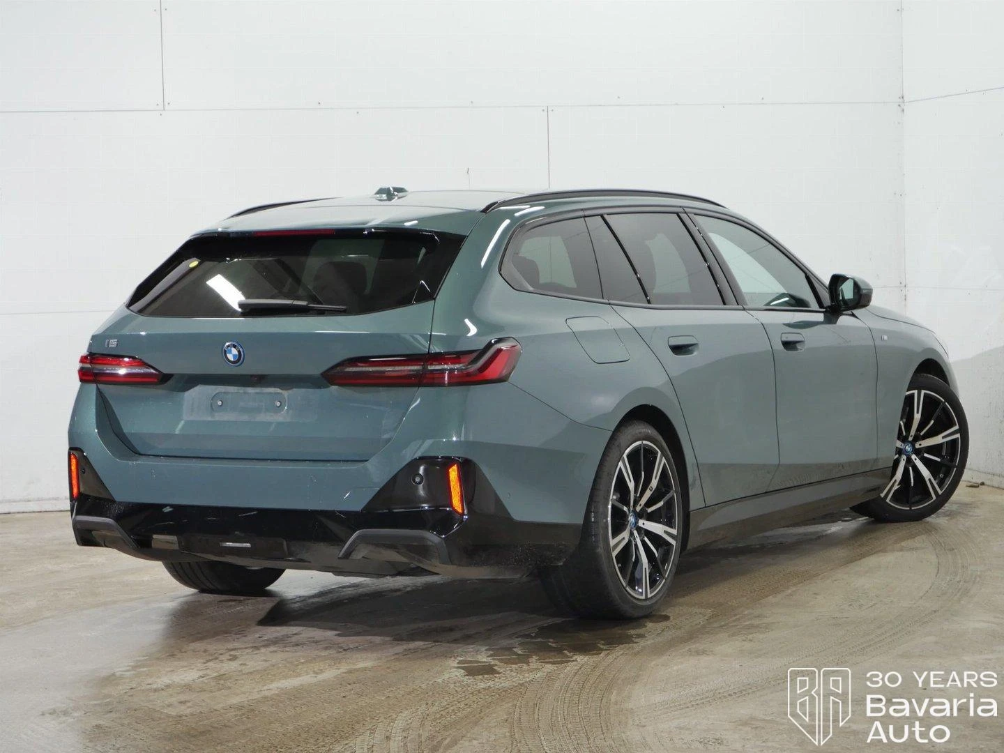 BMW i5 40 eDrive Touring M Sport Paket | Mobile.bg � ����������� 3
