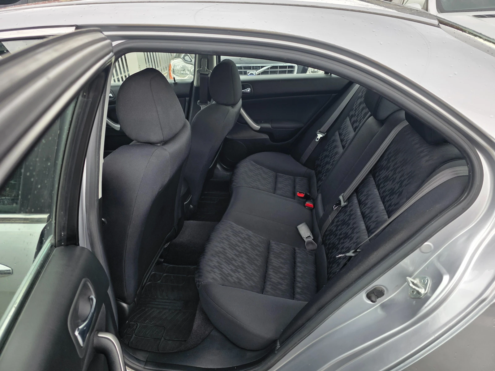 Honda Accord 2.0  I-VTEC | Mobile.bg � ����������� 9