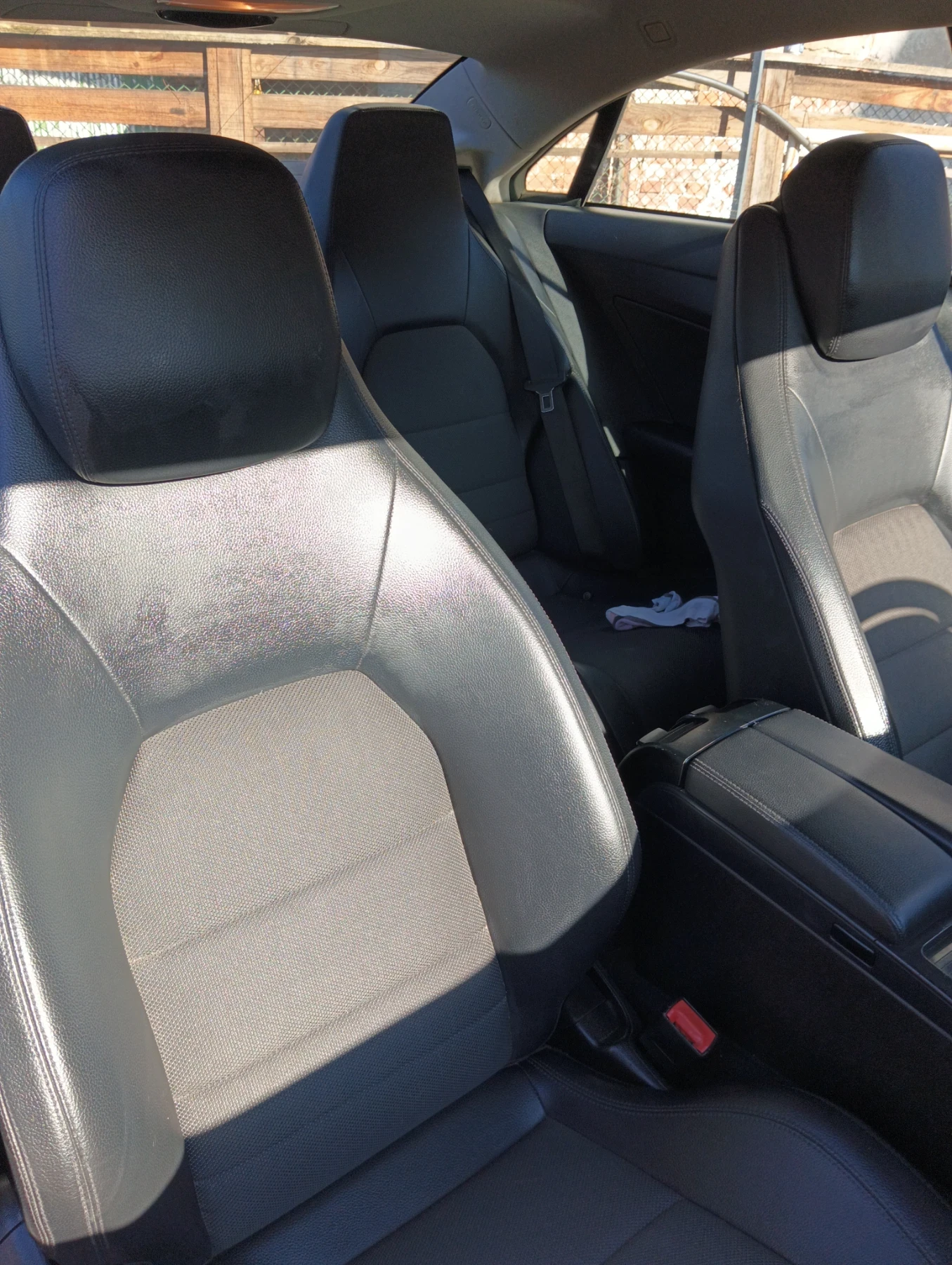 Mercedes-Benz E 200, снимка 12 - Автомобили и джипове - 54183788