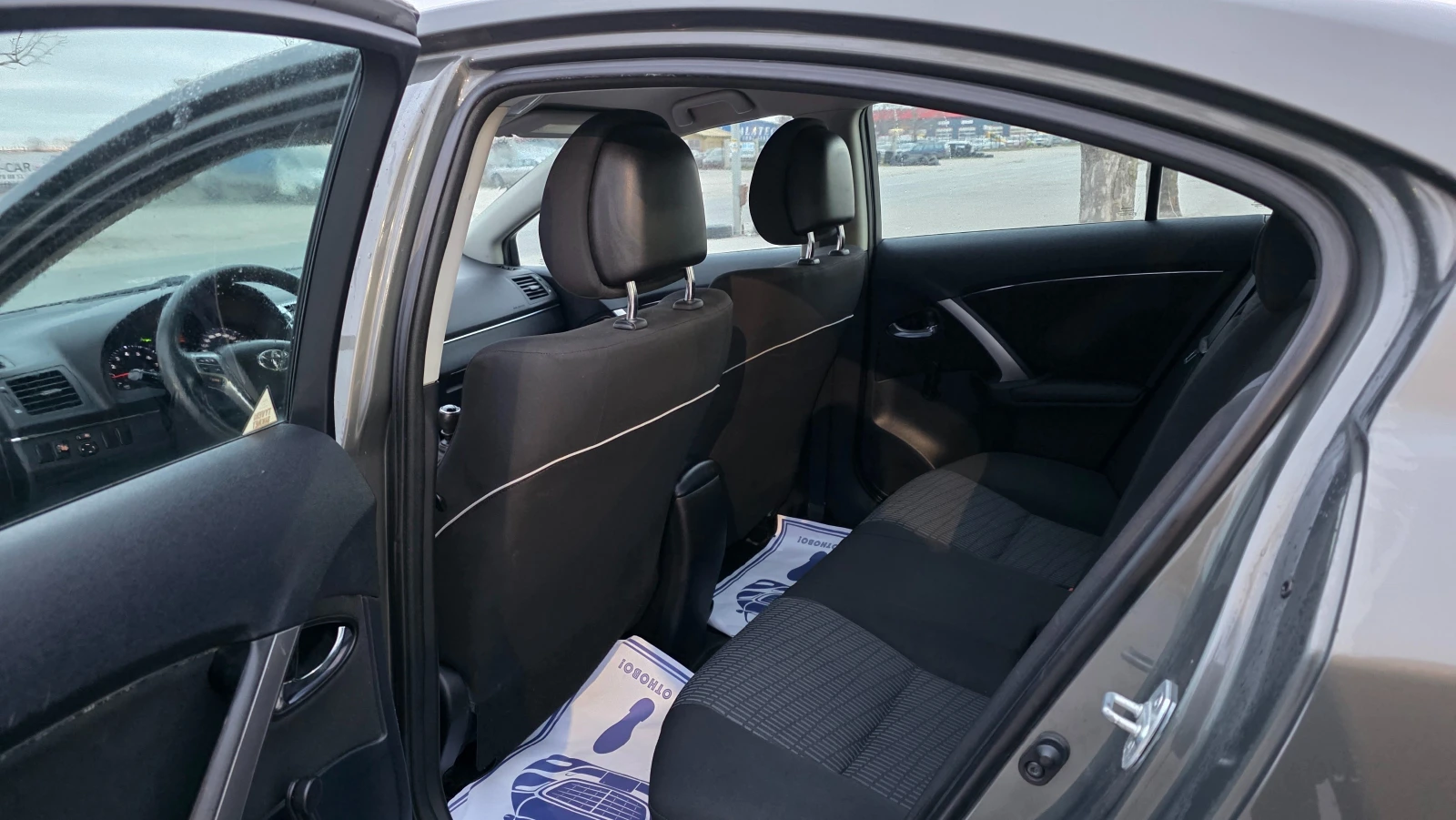 Toyota Avensis УНИКАТ/FACE LIFT, снимка 9 - Автомобили и джипове - 54416928