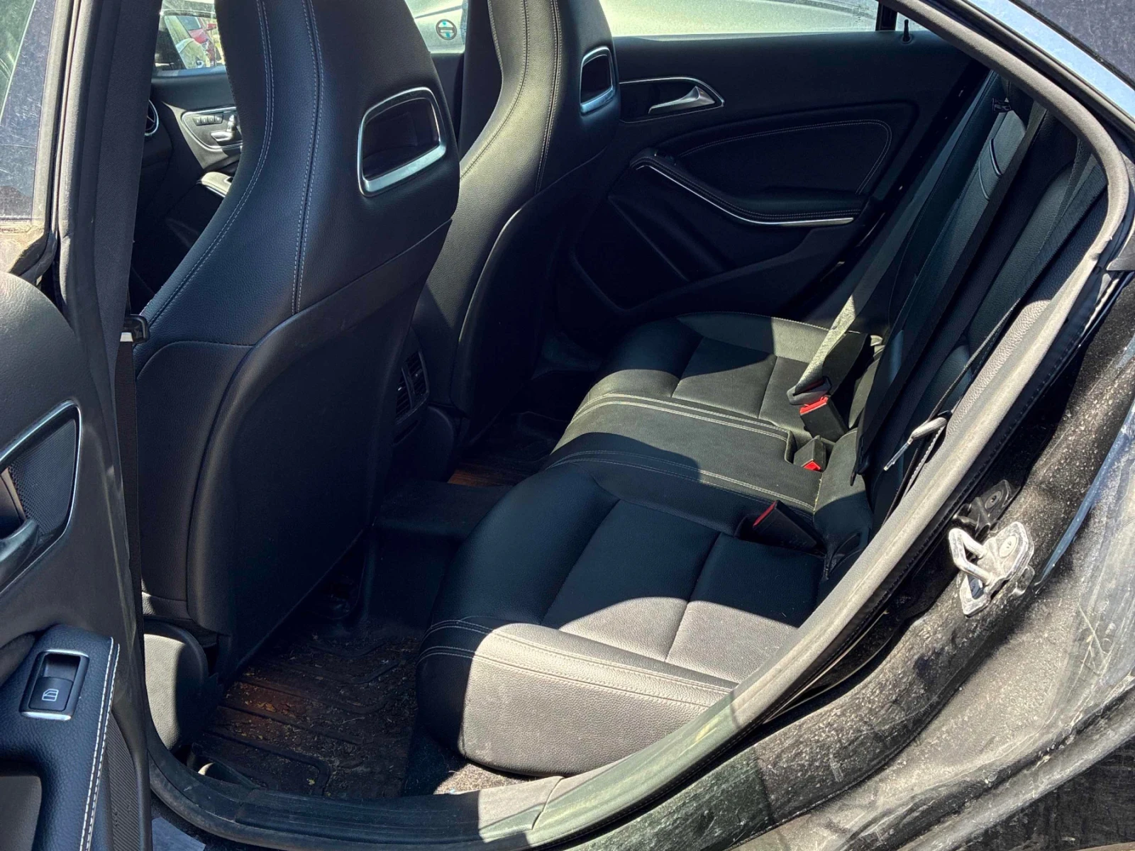 Mercedes-Benz CLA 250 4MATIC * ПОДГРЕВ * ПАНОРАМА * 2 КЛЮЧА * CARFAX, снимка 9 - Автомобили и джипове - 54671545