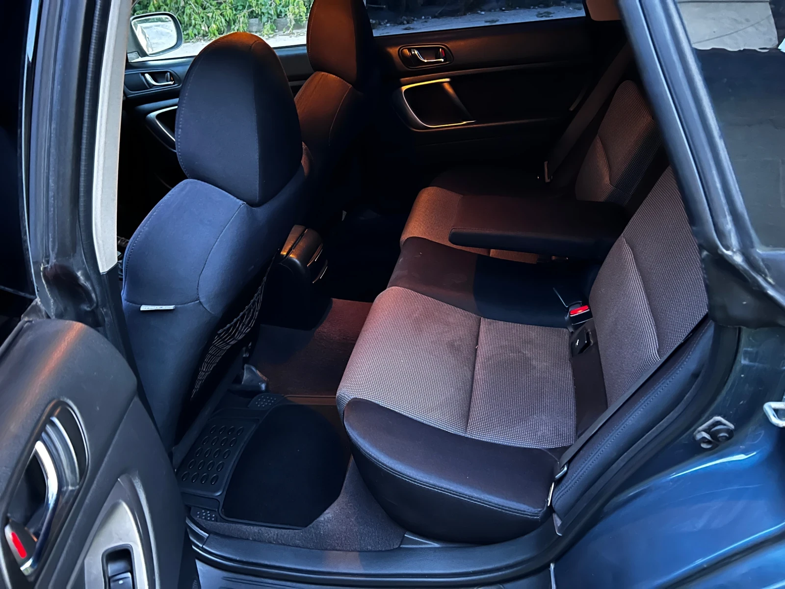 Subaru Legacy, снимка 6 - Автомобили и джипове - 54922566