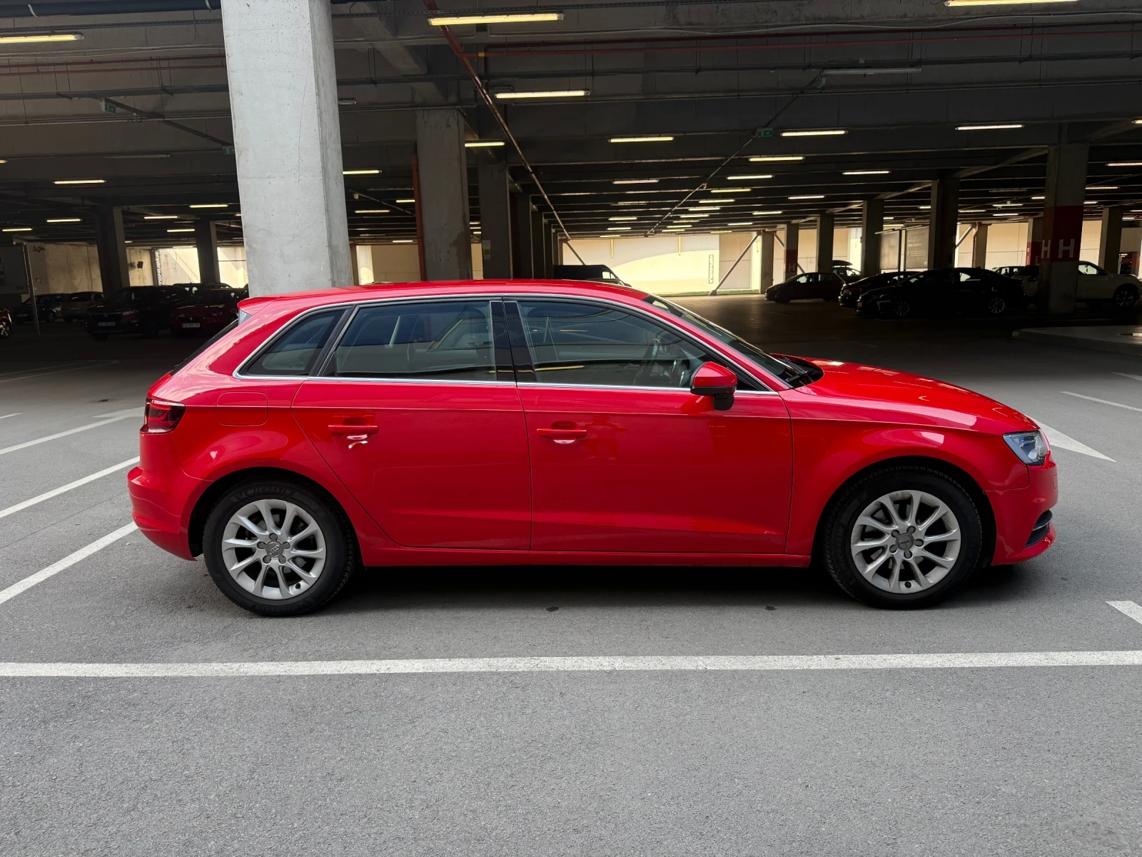 Audi A3 AUDI A3 / Лизинг / Сервизна история /, снимка 4 - Автомобили и джипове - 55157029