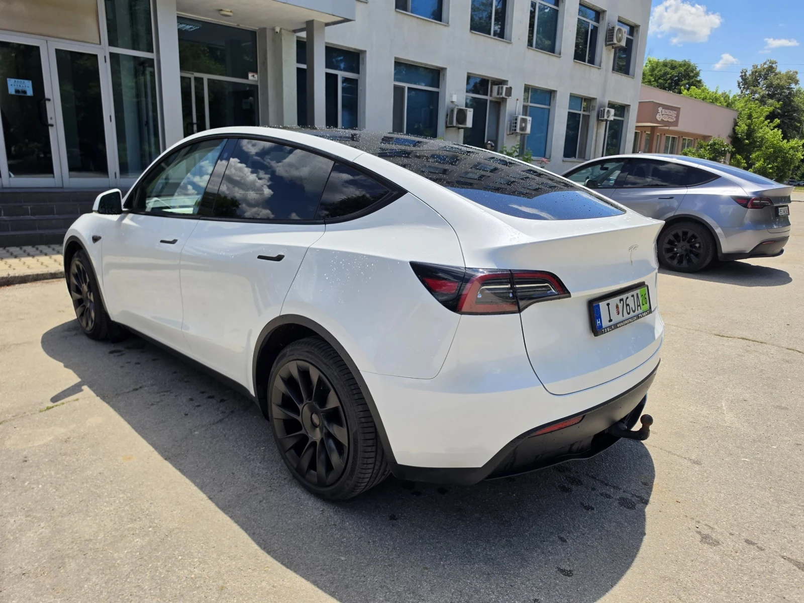 Tesla Model Y Long Range 4x4, снимка 7 - Автомобили и джипове - 55165456