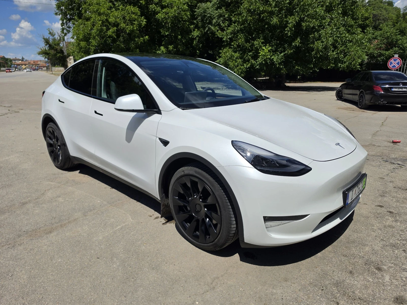 Tesla Model Y Long Range 4x4, снимка 3 - Автомобили и джипове - 55165456