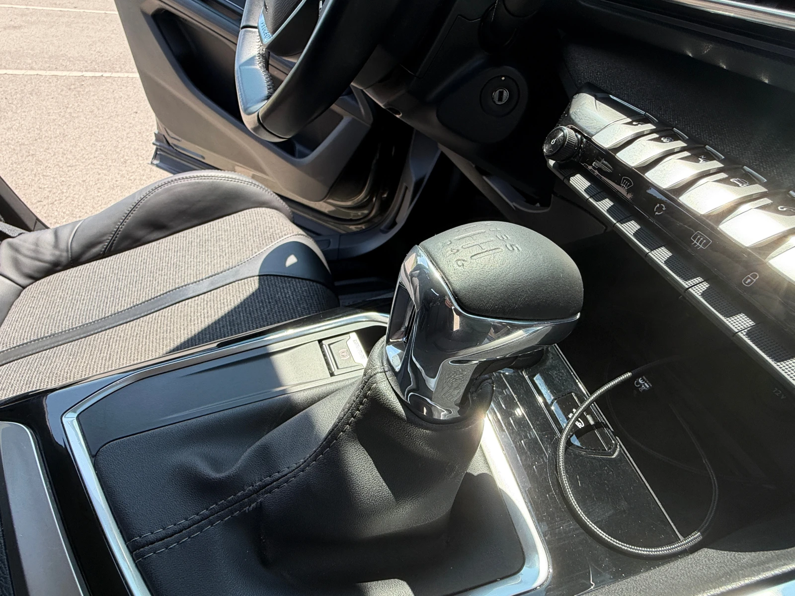 Peugeot 3008 NEW ALLURE, снимка 9 - Автомобили и джипове - 55596735