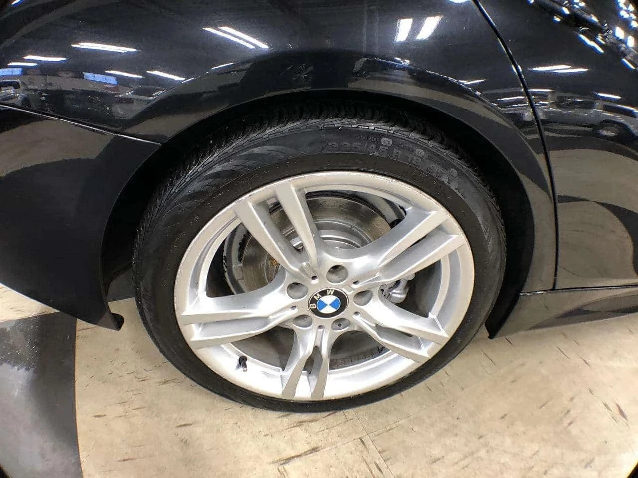 BMW 330, снимка 9 - Автомобили и джипове - 56706183