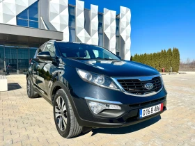 Kia Sportage Автомат 4* 4 панорама кожа подгрев навигация, снимка 1
