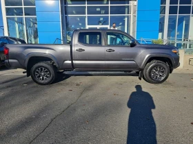 Toyota Tacoma * 4x4 Double Cab Auto * CARFAX * БЕЗ ПЪРВОНАЧАЛНА , снимка 3