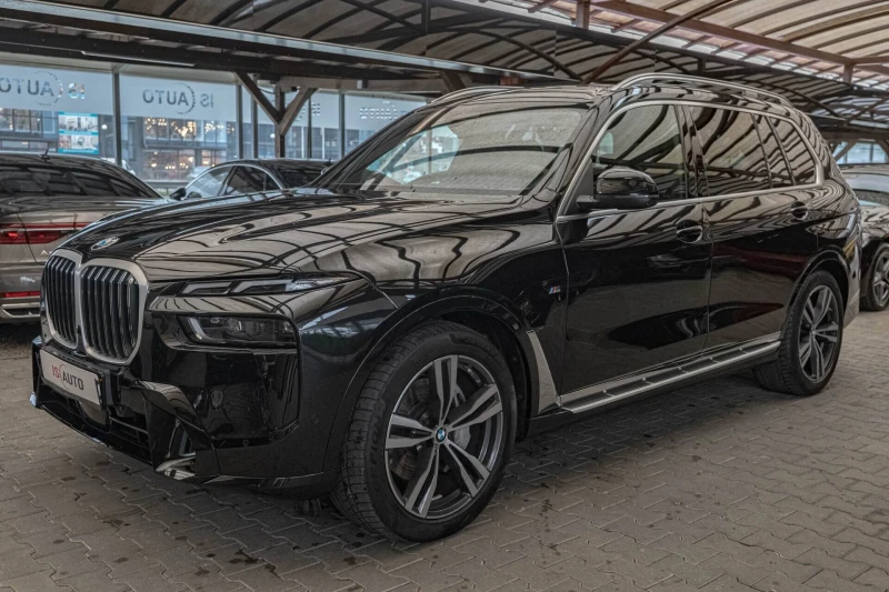 BMW X7 40d/M-Perf/HuD/Пано/6+ 1/Масаж/Soft Close/Камера 3, снимка 3 - Автомобили и джипове - 52578379