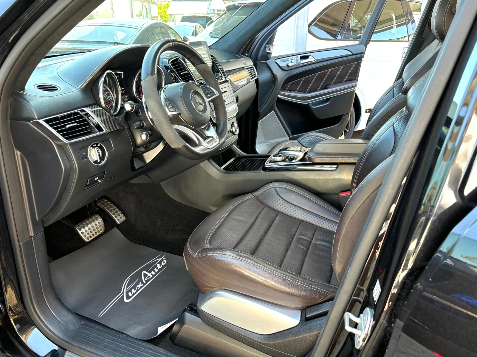 Mercedes-Benz GLS 63 AMG DESIGNO#CARBON#3XTV#B&O#SOFTCL#FULL FULL - изображение 9