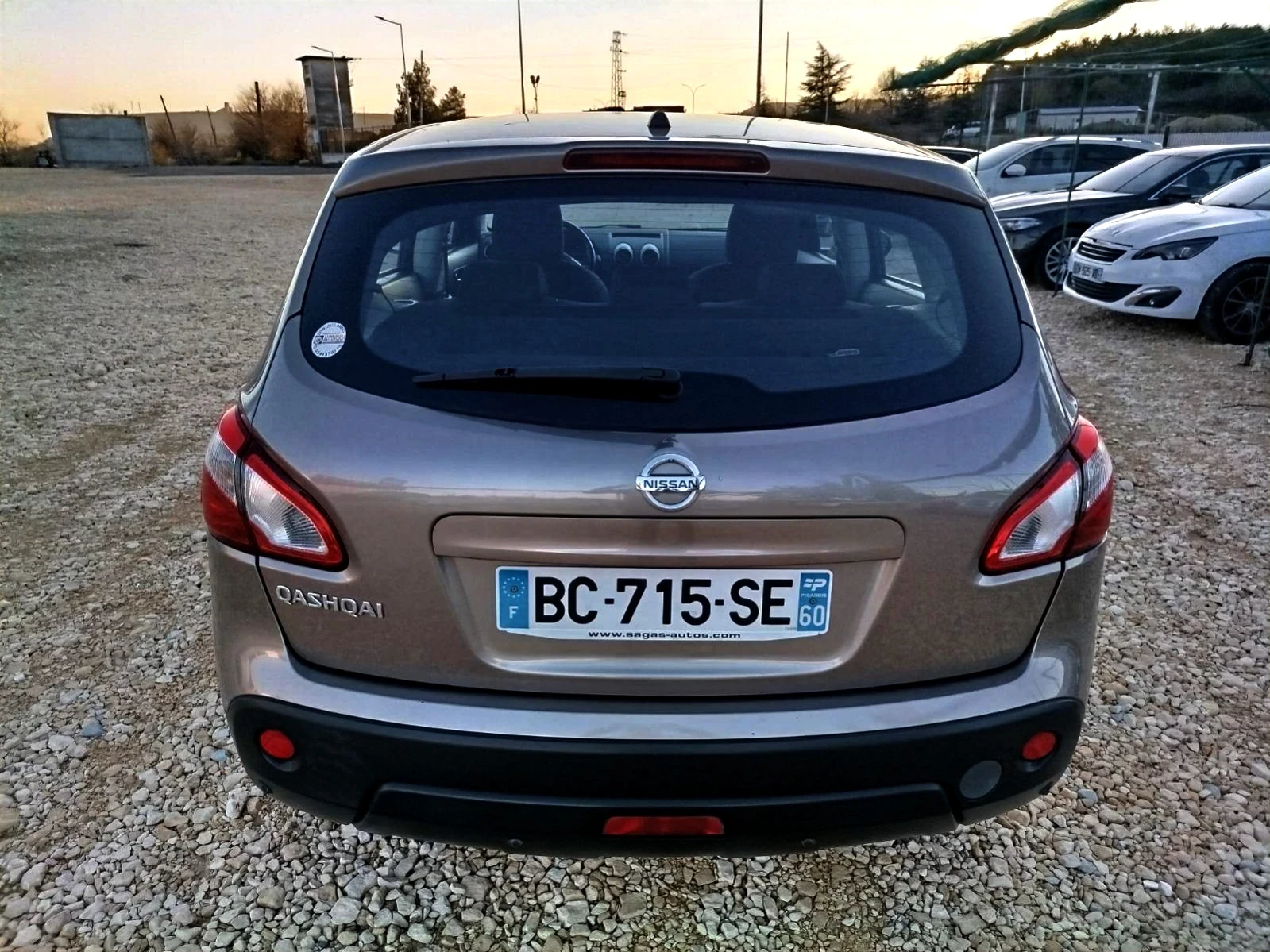 Nissan Qashqai 1.6 бензин* Facelift* Реални километри - изображение 9