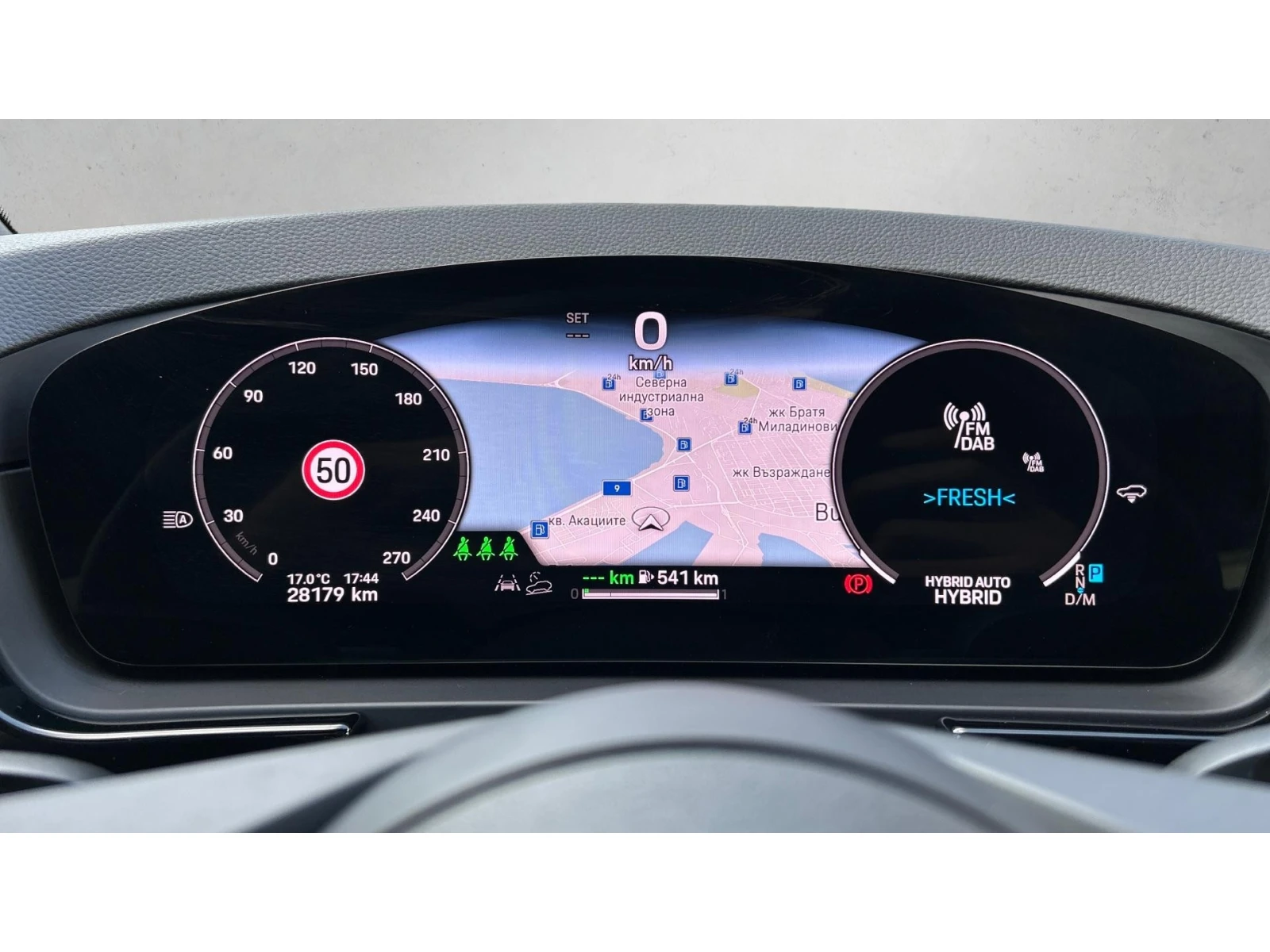 Porsche Cayenne  E-HYBRID SPORT DESIGN 22, Месечна вноска от 1227 , снимка 14 - Автомобили и джипове - 53716921