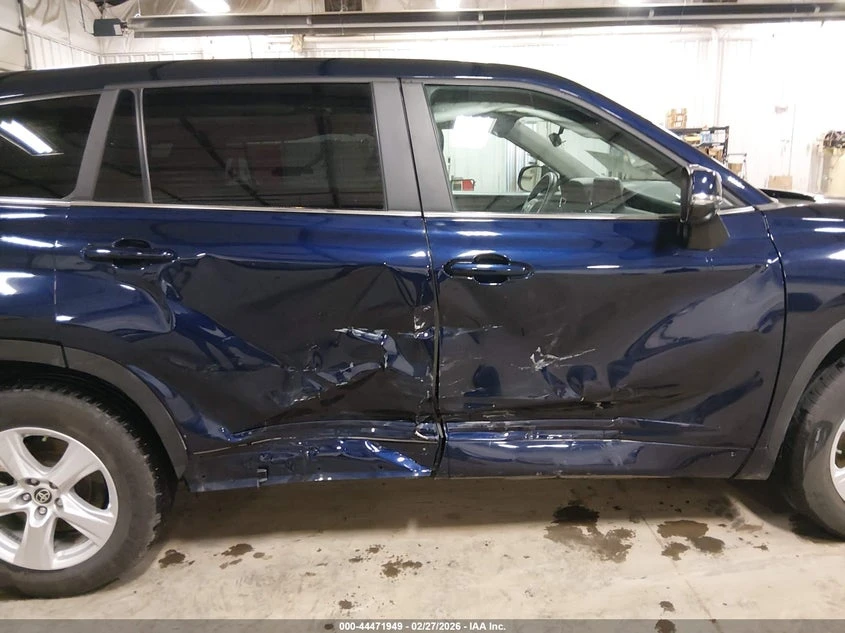 Toyota Highlander 2.4L I-4 DI, DOHC, VVT, TURBO, 265HP Front Wheel, снимка 6 - Автомобили и джипове - 53891955