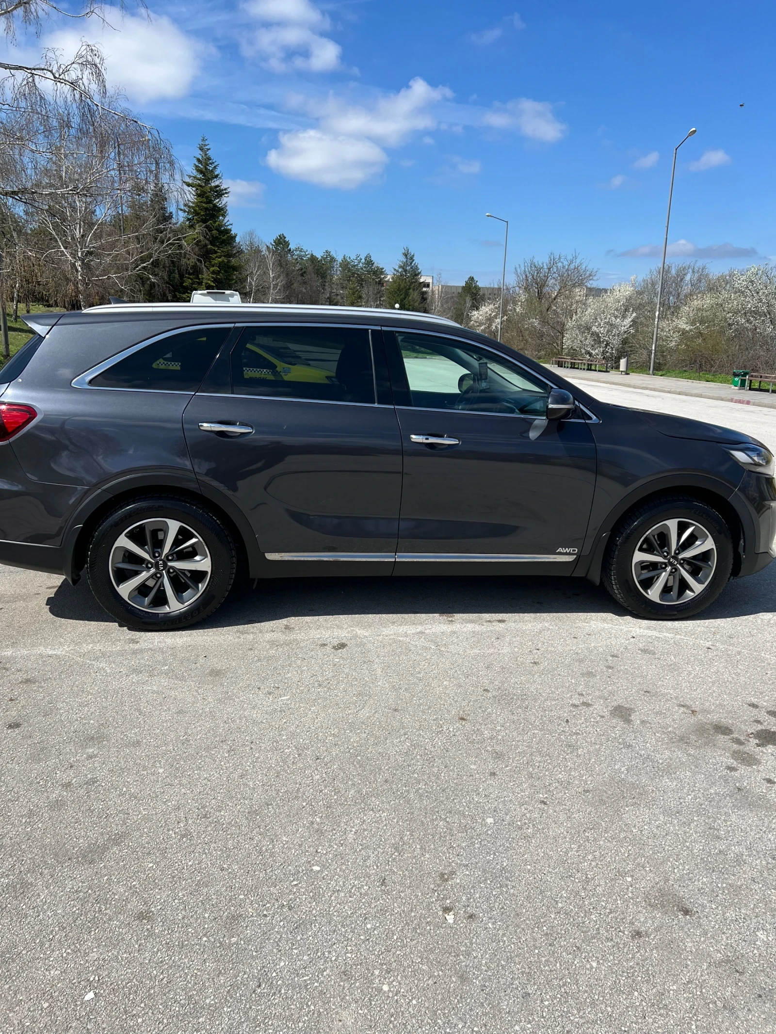 Kia Sorento Киа Соренто 2.2 Diesel 205 к.с. AWD 4х4, снимка 3 - Автомобили и джипове - 54041720