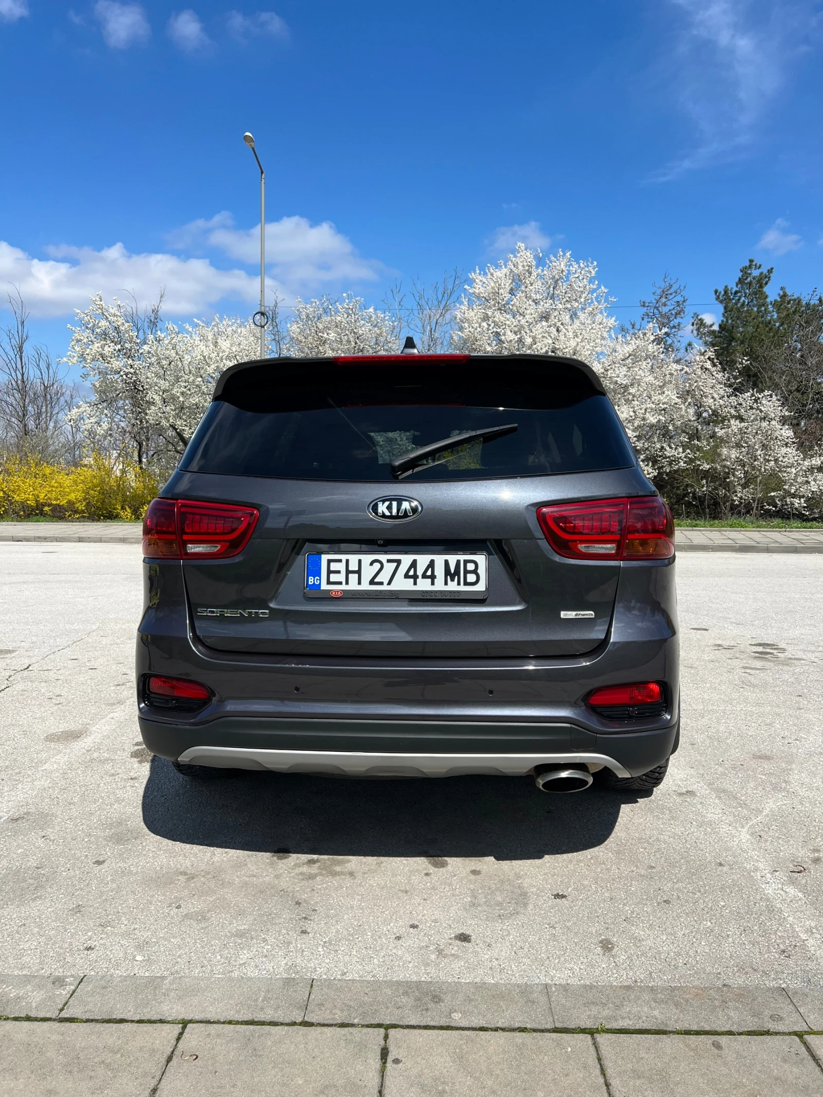 Kia Sorento Киа Соренто 2.2 Diesel 205 к.с. AWD 4х4, снимка 4 - Автомобили и джипове - 54041720