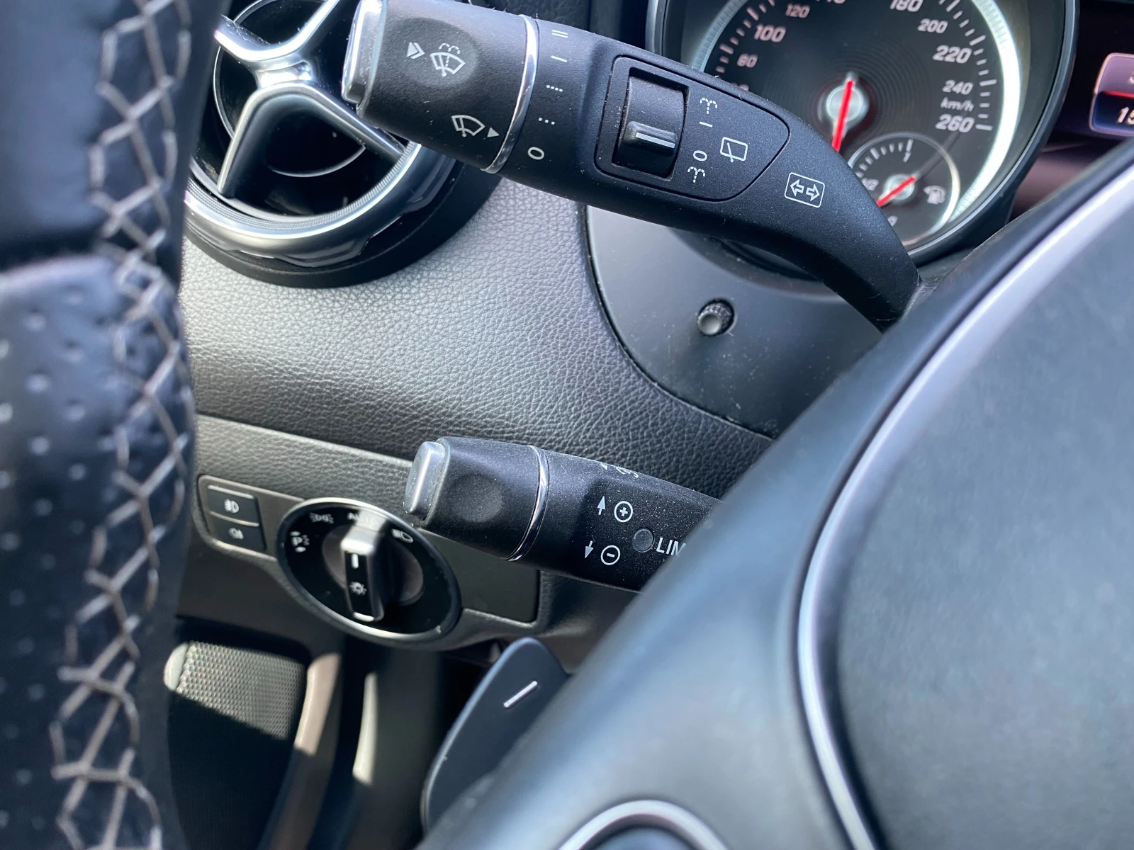 Mercedes-Benz GLA 200 CDi Premium Face Lift 2018г. 157х.км!!!, снимка 12 - Автомобили и джипове - 54439387