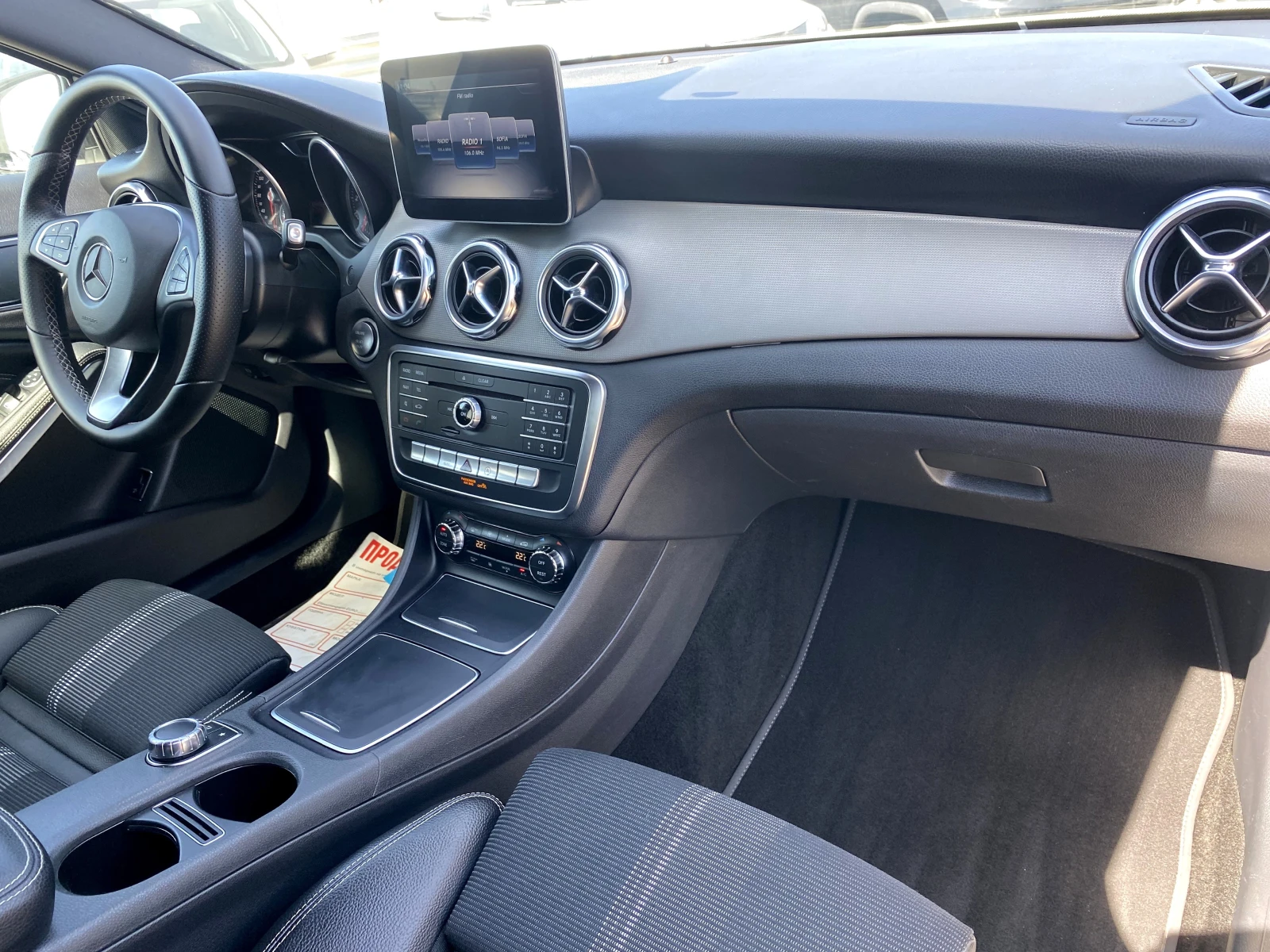 Mercedes-Benz GLA 200 CDi Premium Face Lift 2018г. 157х.км!!!, снимка 11 - Автомобили и джипове - 54439387