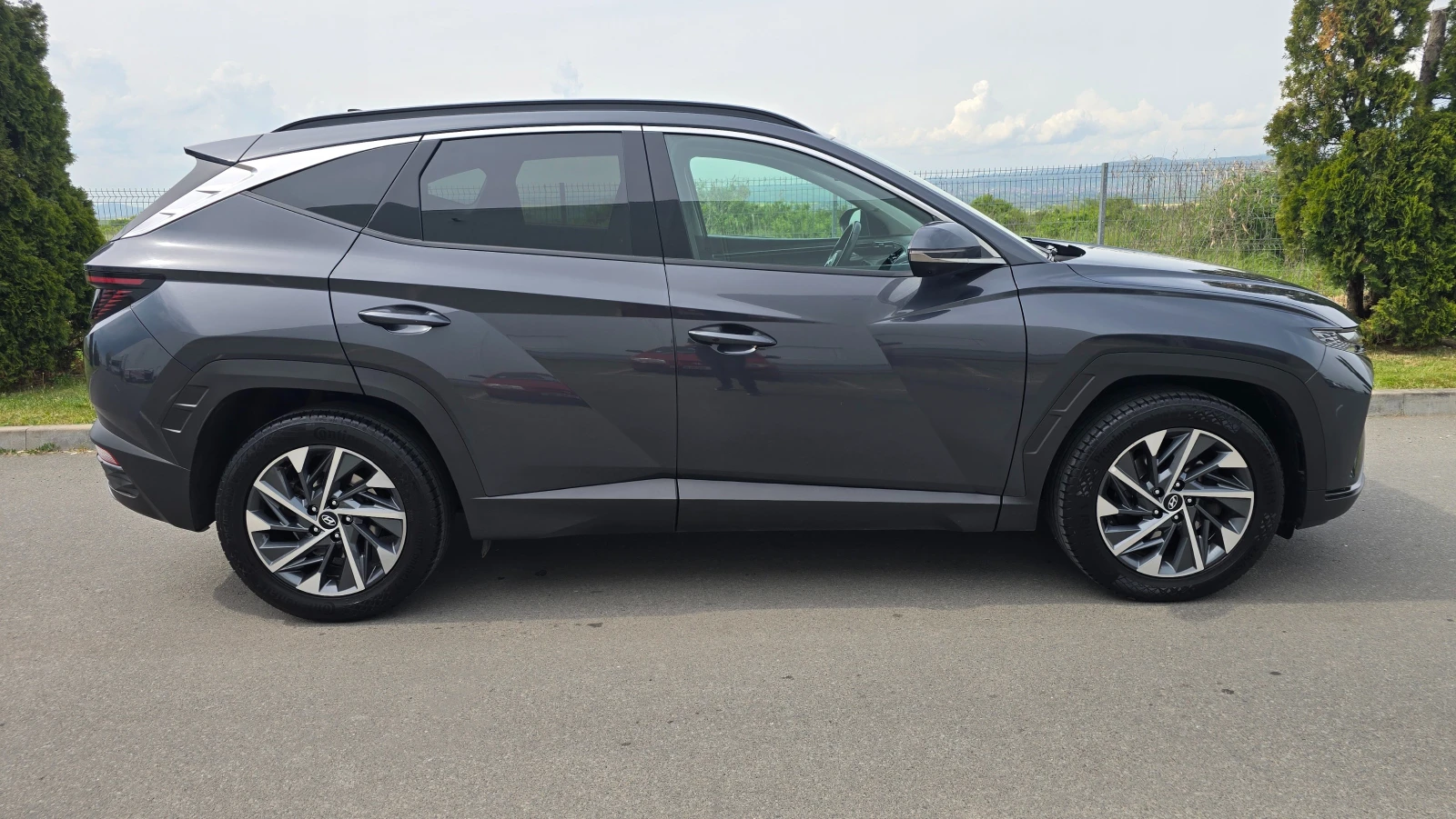 Hyundai Tucson 1.6 Т-GDI 150к.с. 6 МТ, снимка 4 - Автомобили и джипове - 54488308