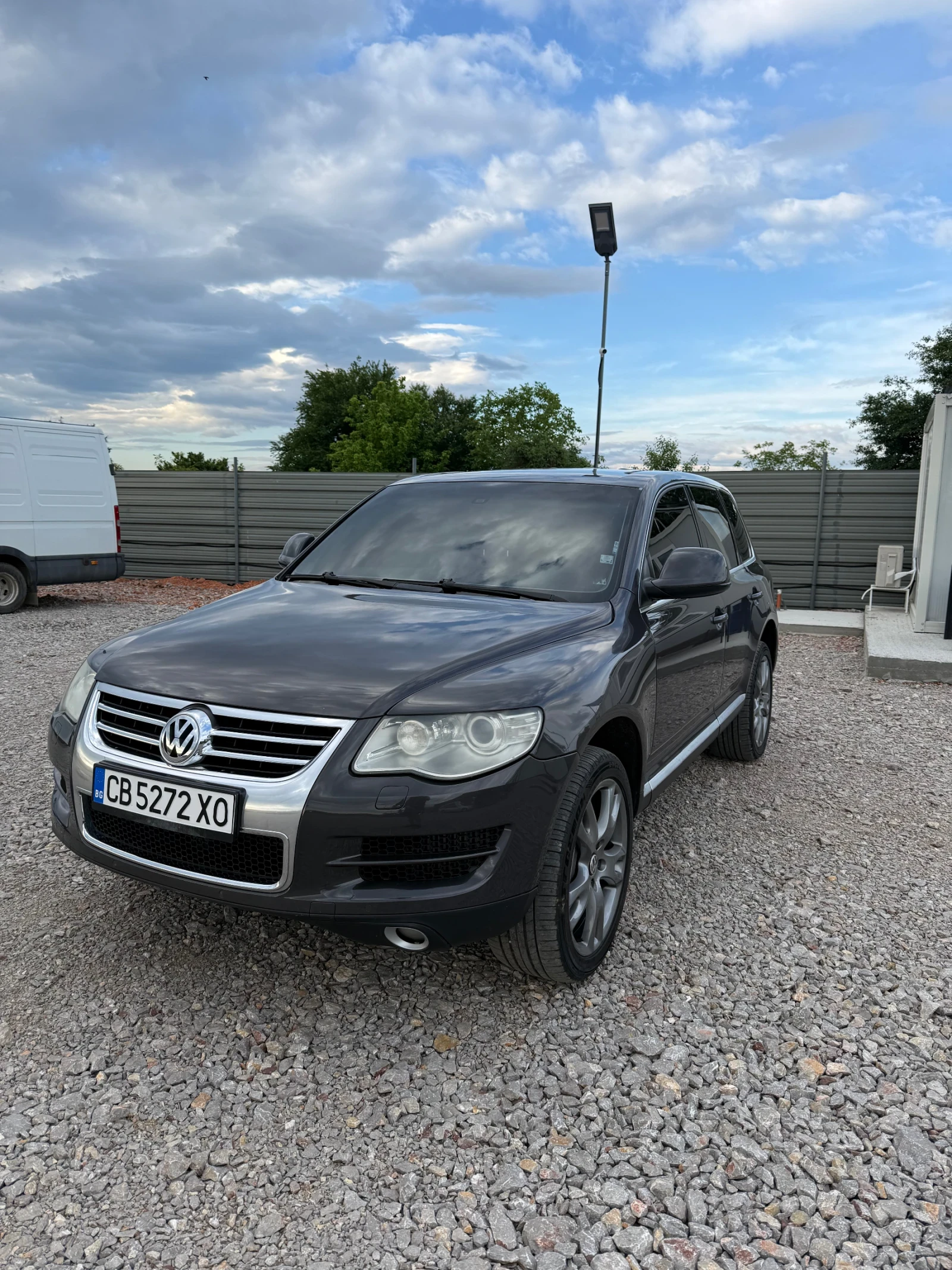 VW Touareg 3.0 tdi, снимка 2 - Автомобили и джипове - 54566691