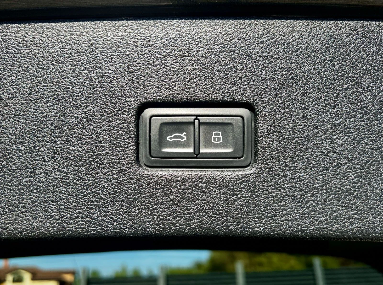Audi Q8 50 TDI V6 Quattro 3X S-Line, снимка 16 - Автомобили и джипове - 54744042