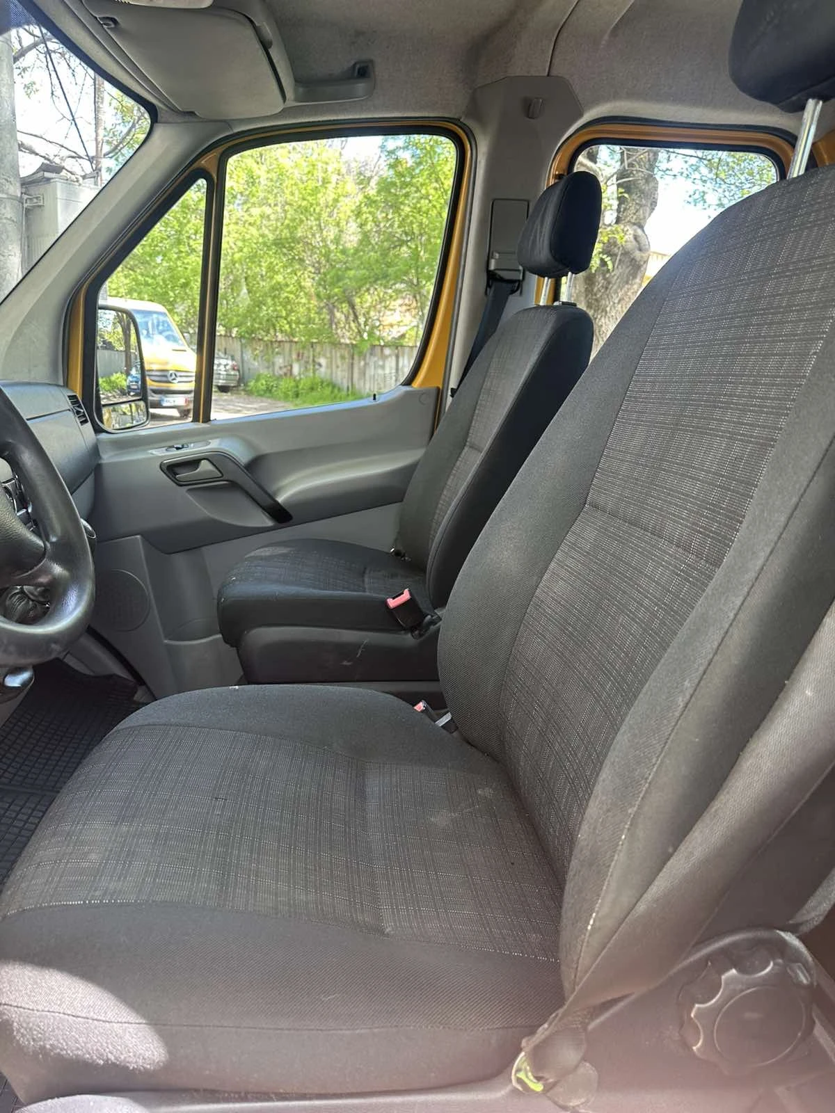 Mercedes-Benz Sprinter 213, снимка 10 - Бусове и автобуси - 54546612