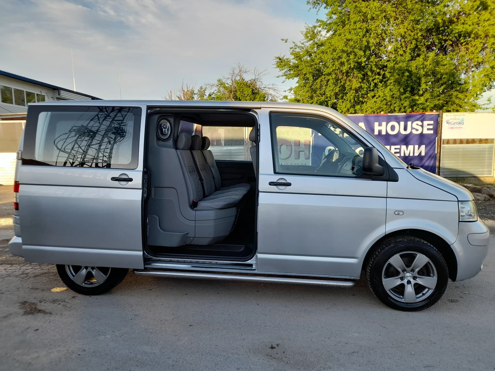 VW T5, снимка 9 - Бусове и автобуси - 54755014